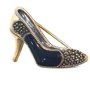 Judith Jack Vintage Marcasite Black & Pearl Sterling Silver Heel Brooch